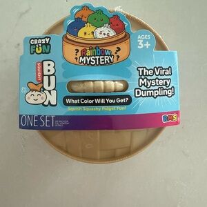 (1) Five Below Crazy Fun Rainbow Mystery
Squishy Dumpling Set